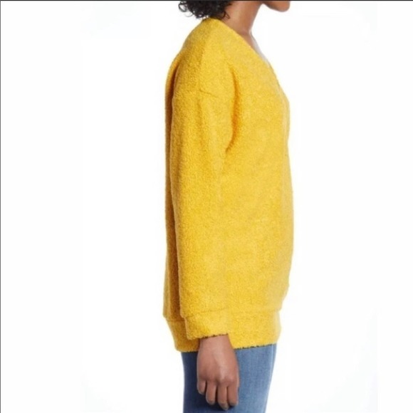 NWT Caslon Soft Cozy Sherpa Mustard V Neck Sweater - Picture 2 of 6